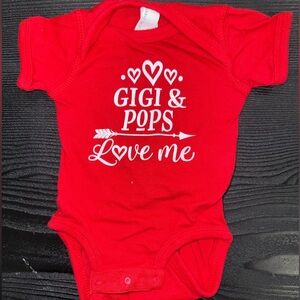 “Gigi & Pops Love Me” Onesie Newborn